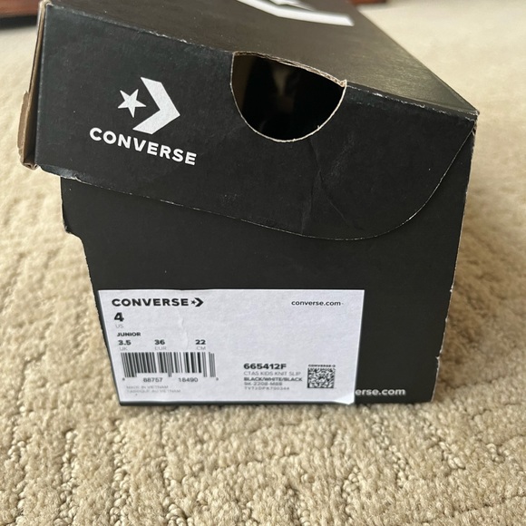 Junior Converse Sneakers - Picture 2 of 7